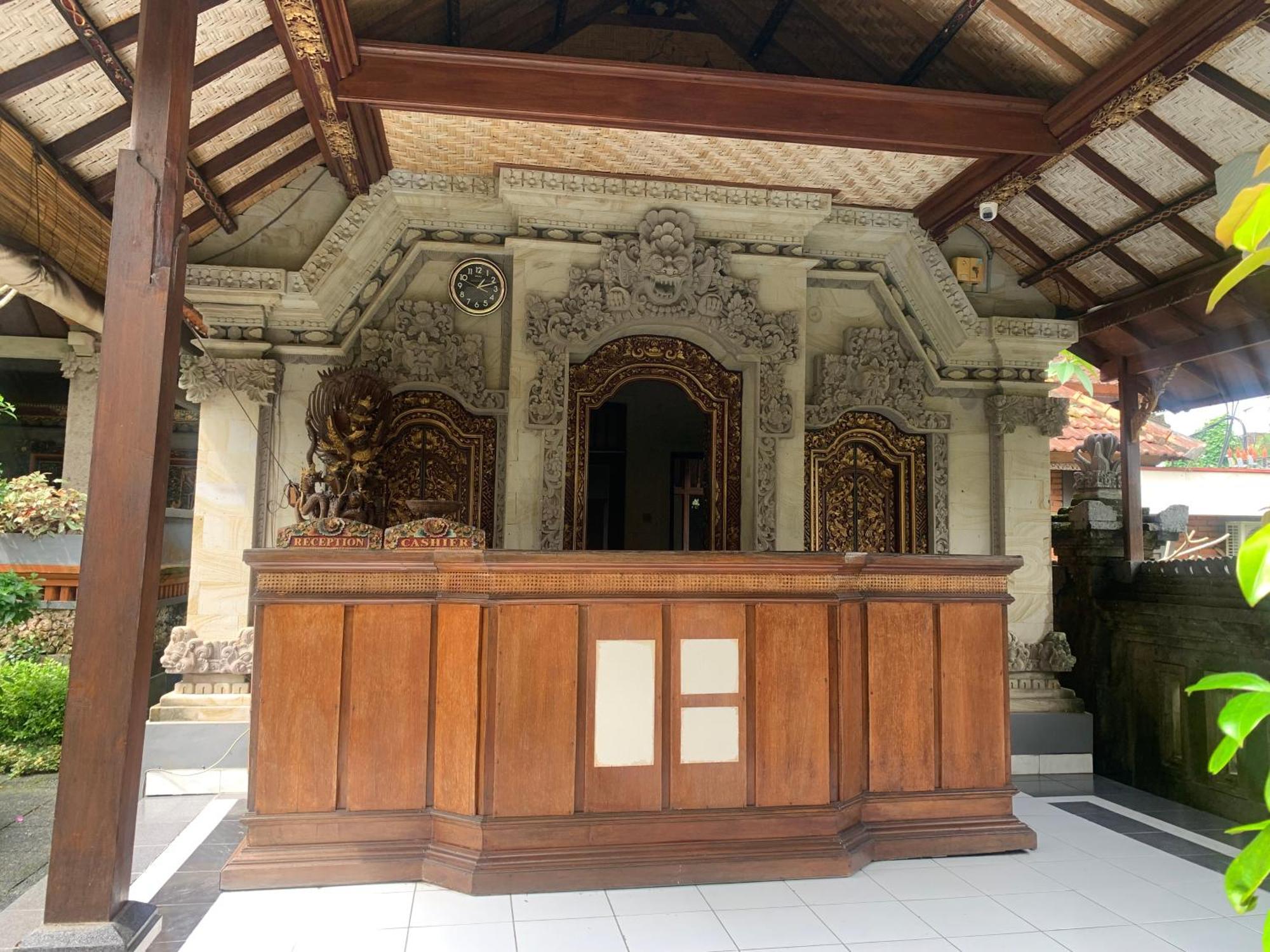 Dewa Bharata Casa de hóspedes 3*
