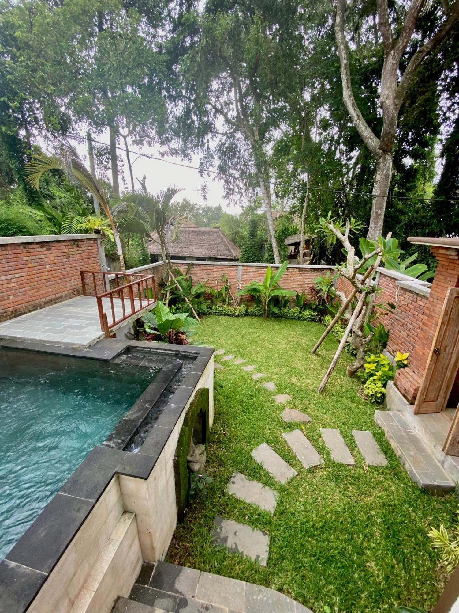 Tegal Harum With Jungle View