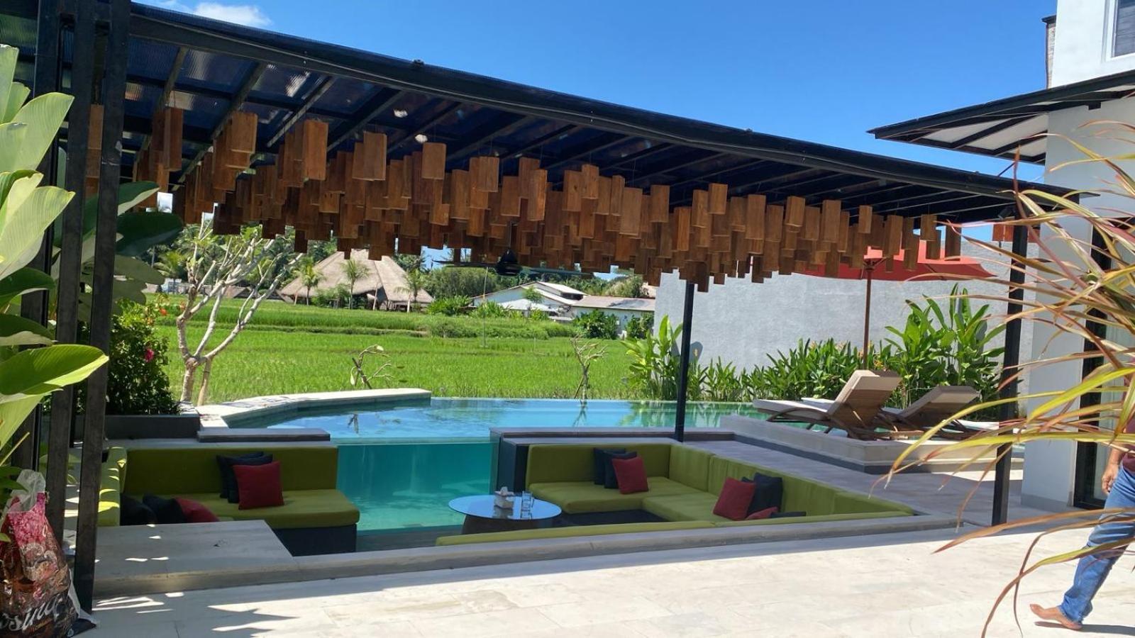 Villa Cakra - 4 Bedroom Luxury With Infinity Pool And Paddy Field View *