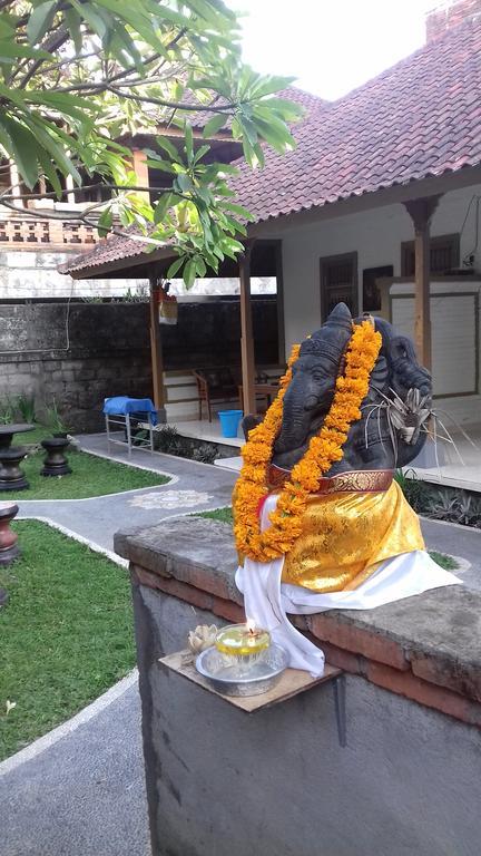 Jero Di Bisma Asrama