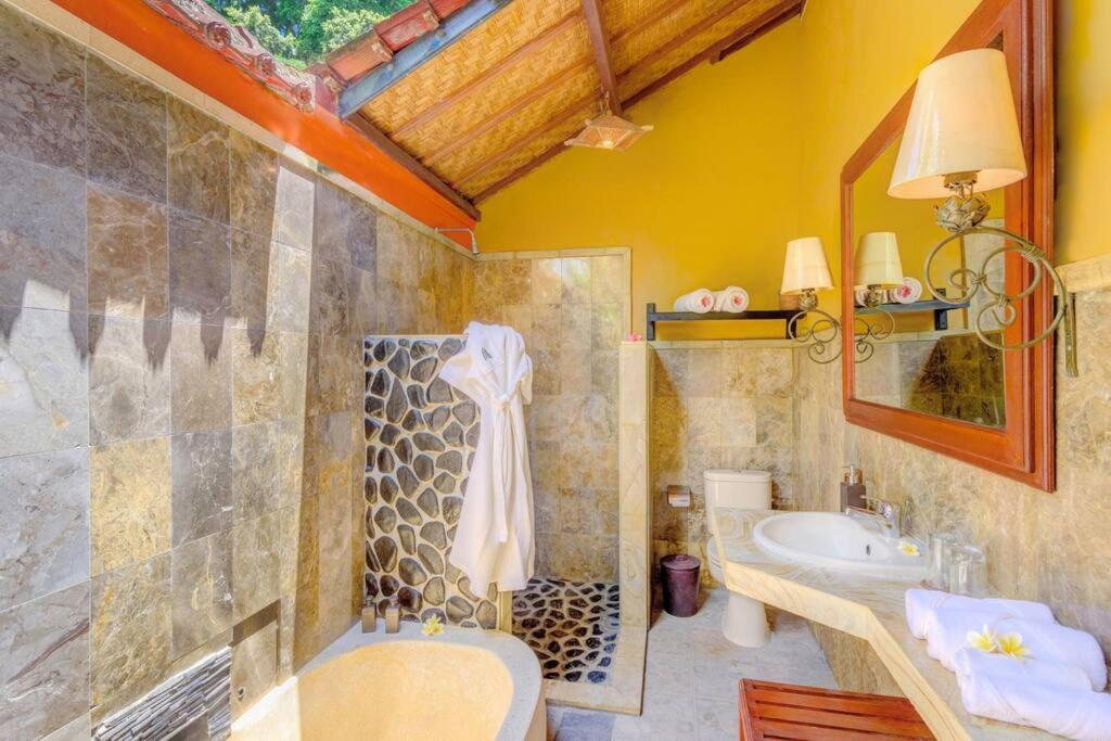 Jineng 5 Bedroom Private Pool With Stunning Garden By Basma Groups Ubud (Bali)