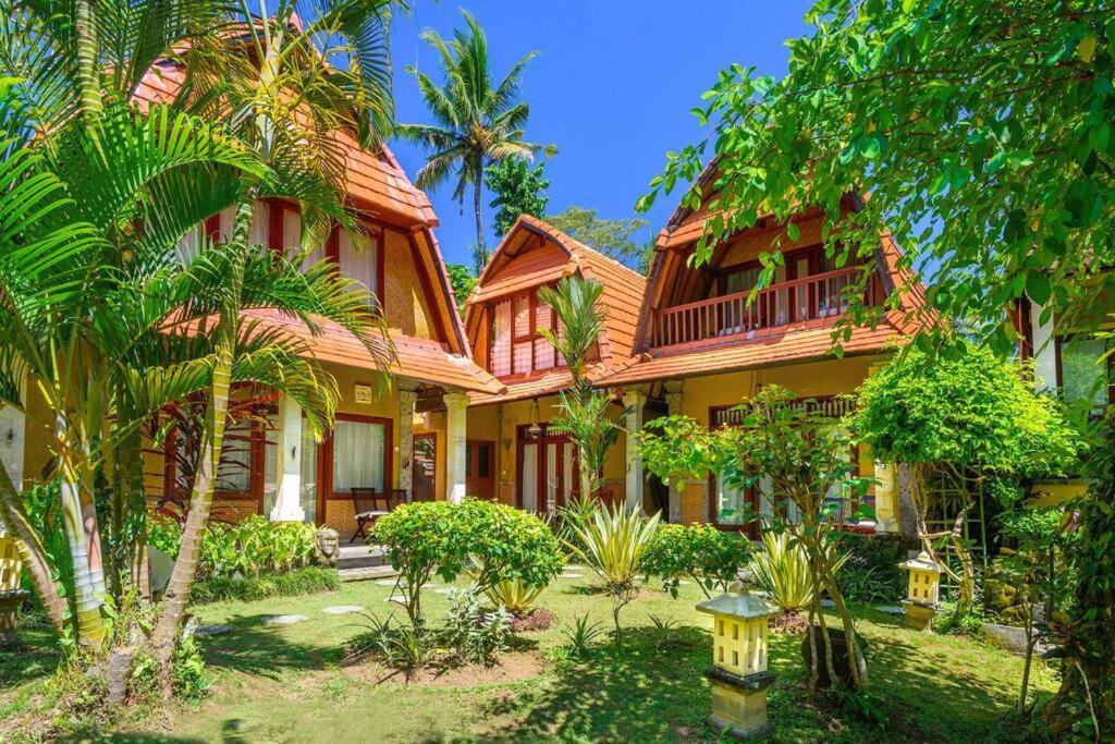 Jineng 5 Bedroom Private Pool With Stunning Garden By Basma Groups