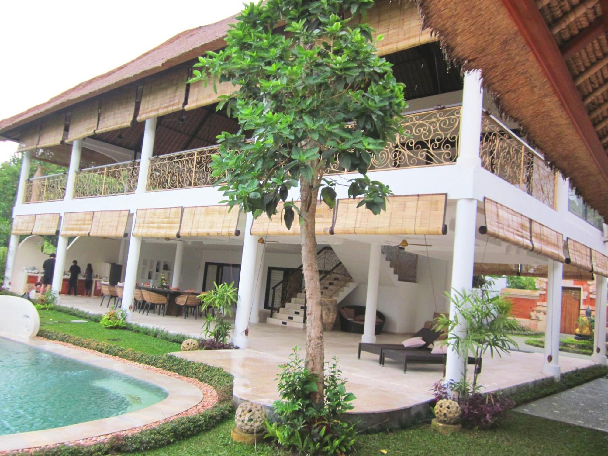 Frangipani Villa