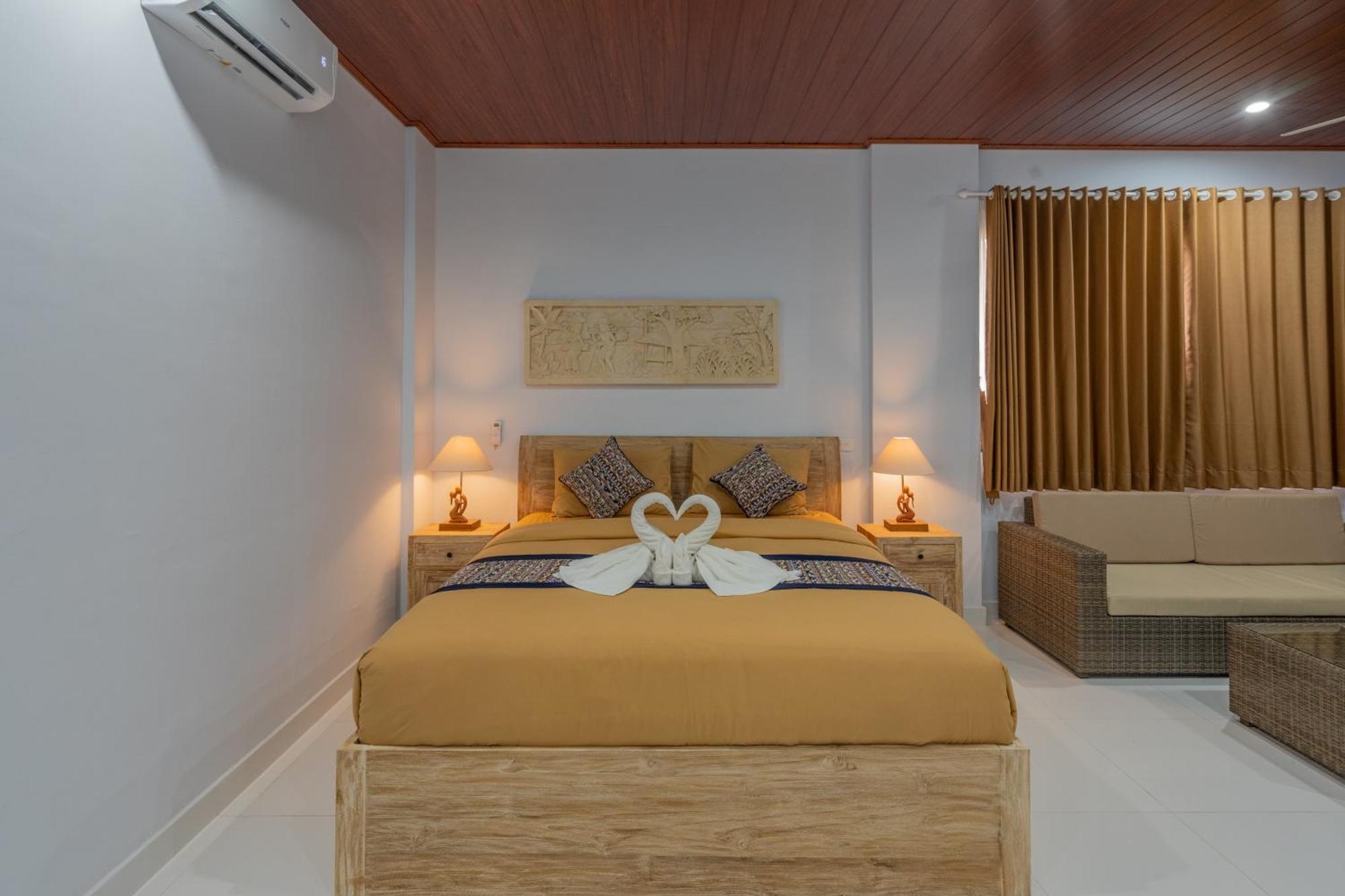 Frida 2 In By Deals Hospitality Guest house