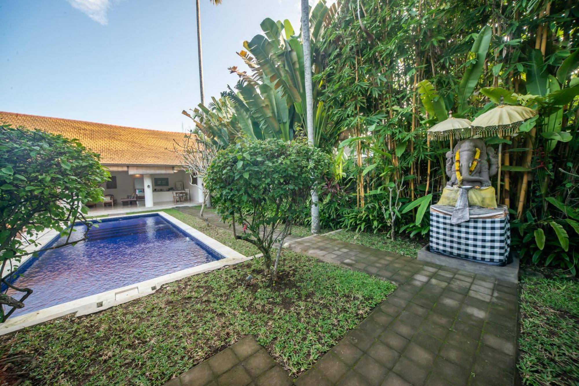 Kanasa Villa *