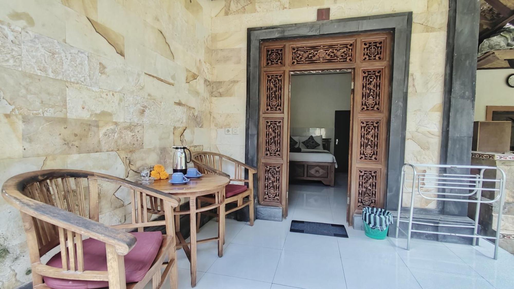 Pala House Homestay