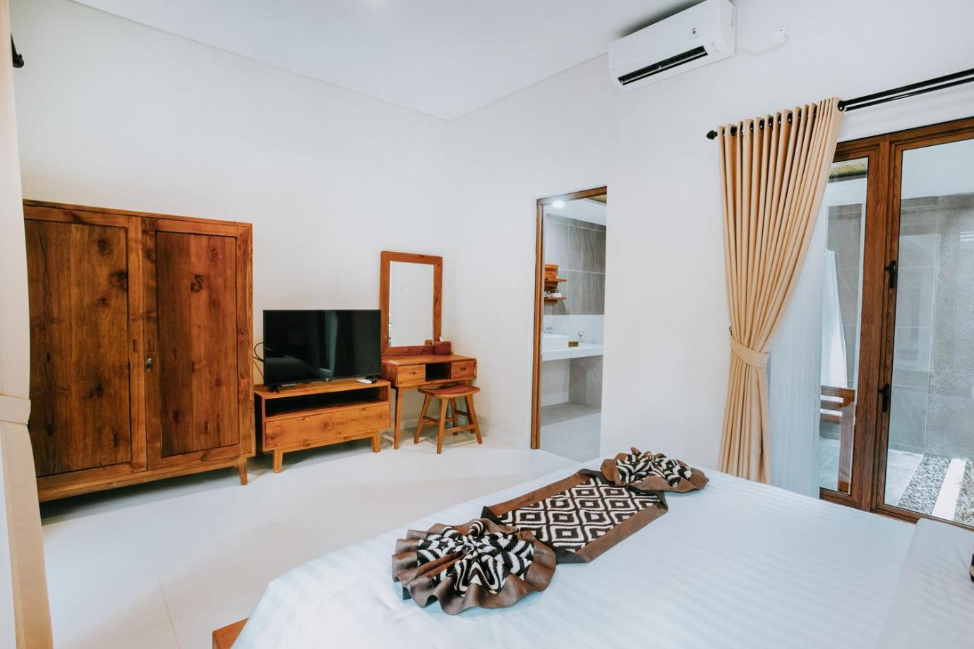 Mahayoga Private Pool And Resto
