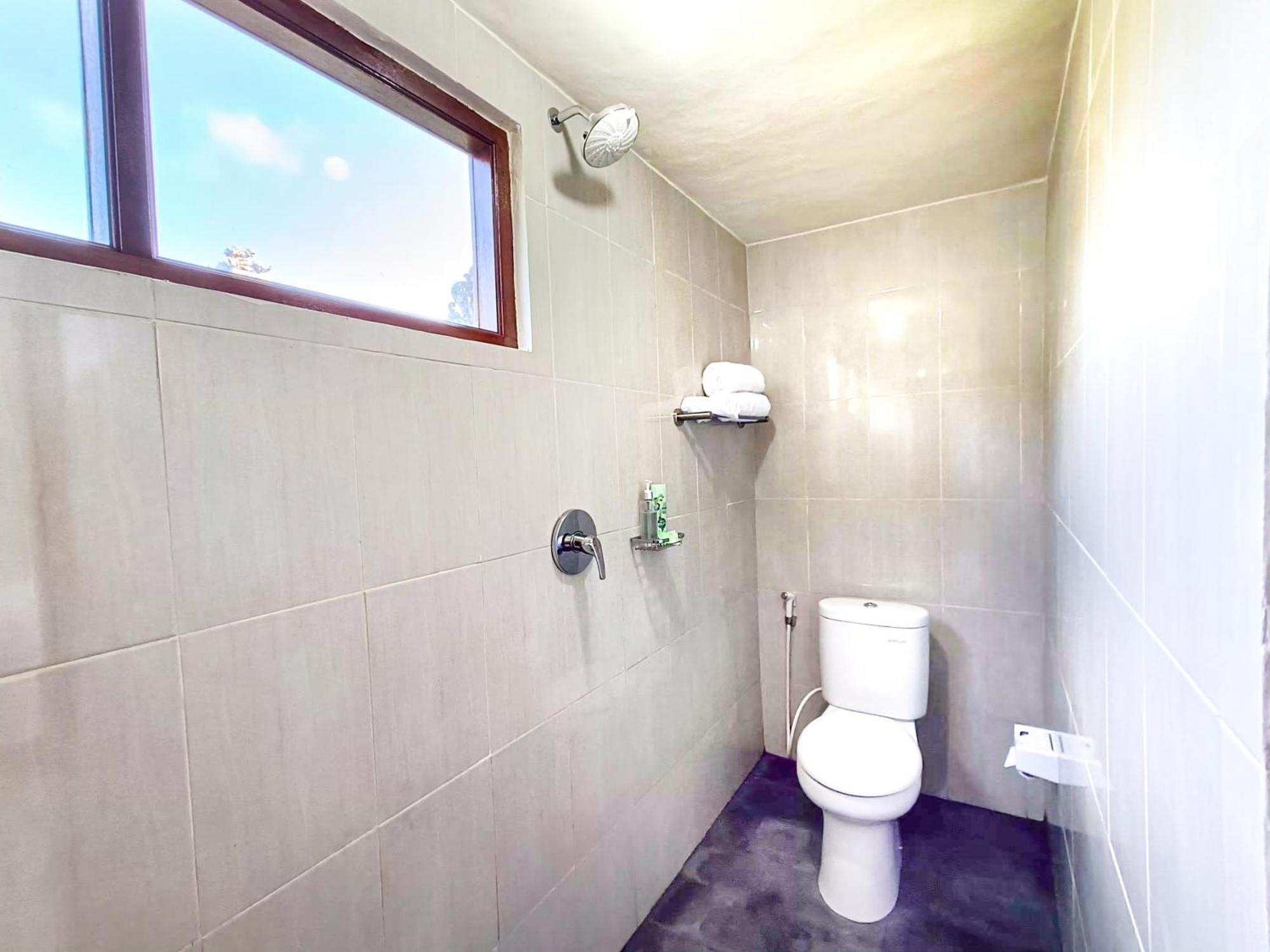 Wisuda Guest house