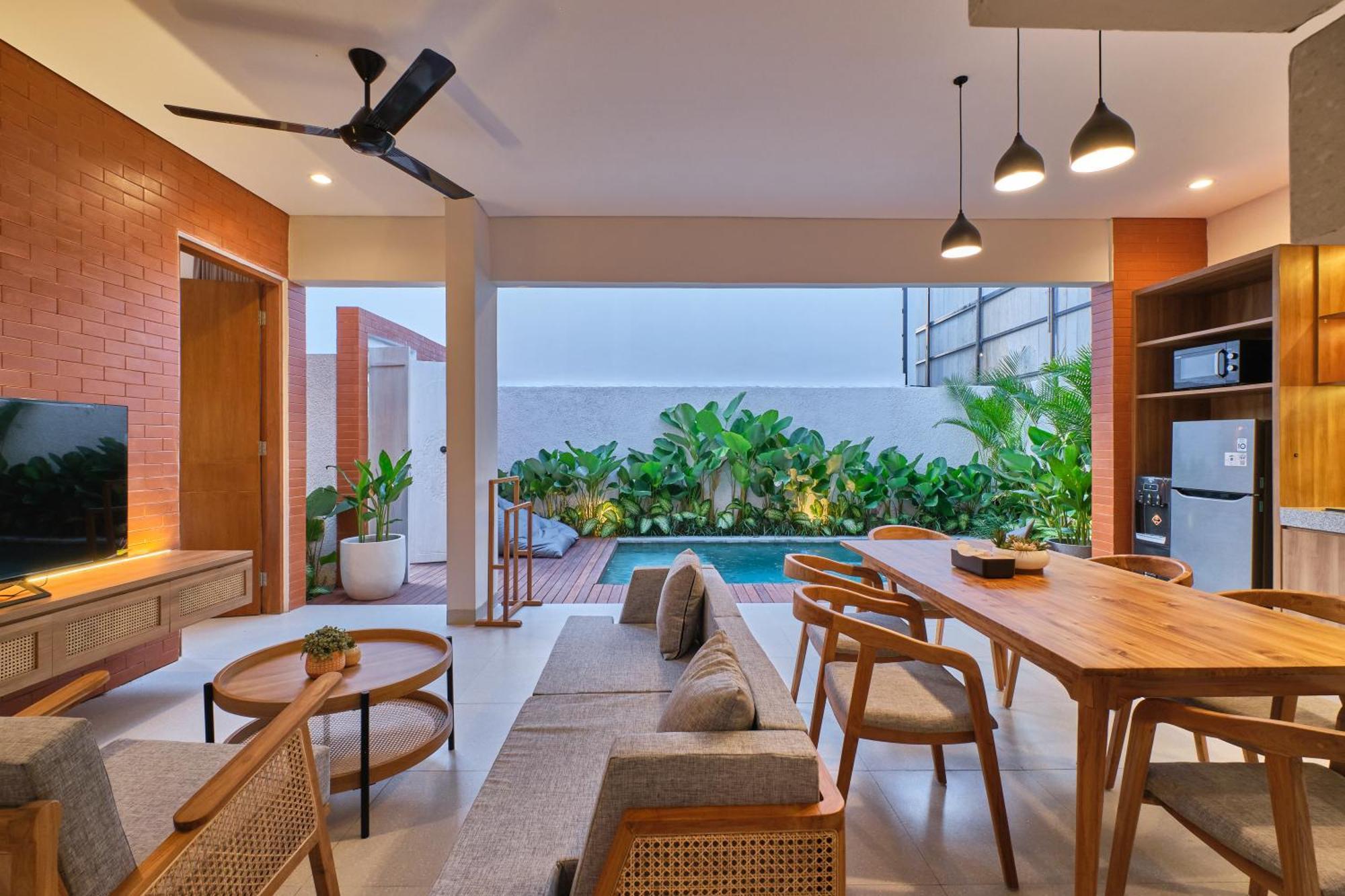 Brand New! 3br Modern Private In South Ubud (Bali)
