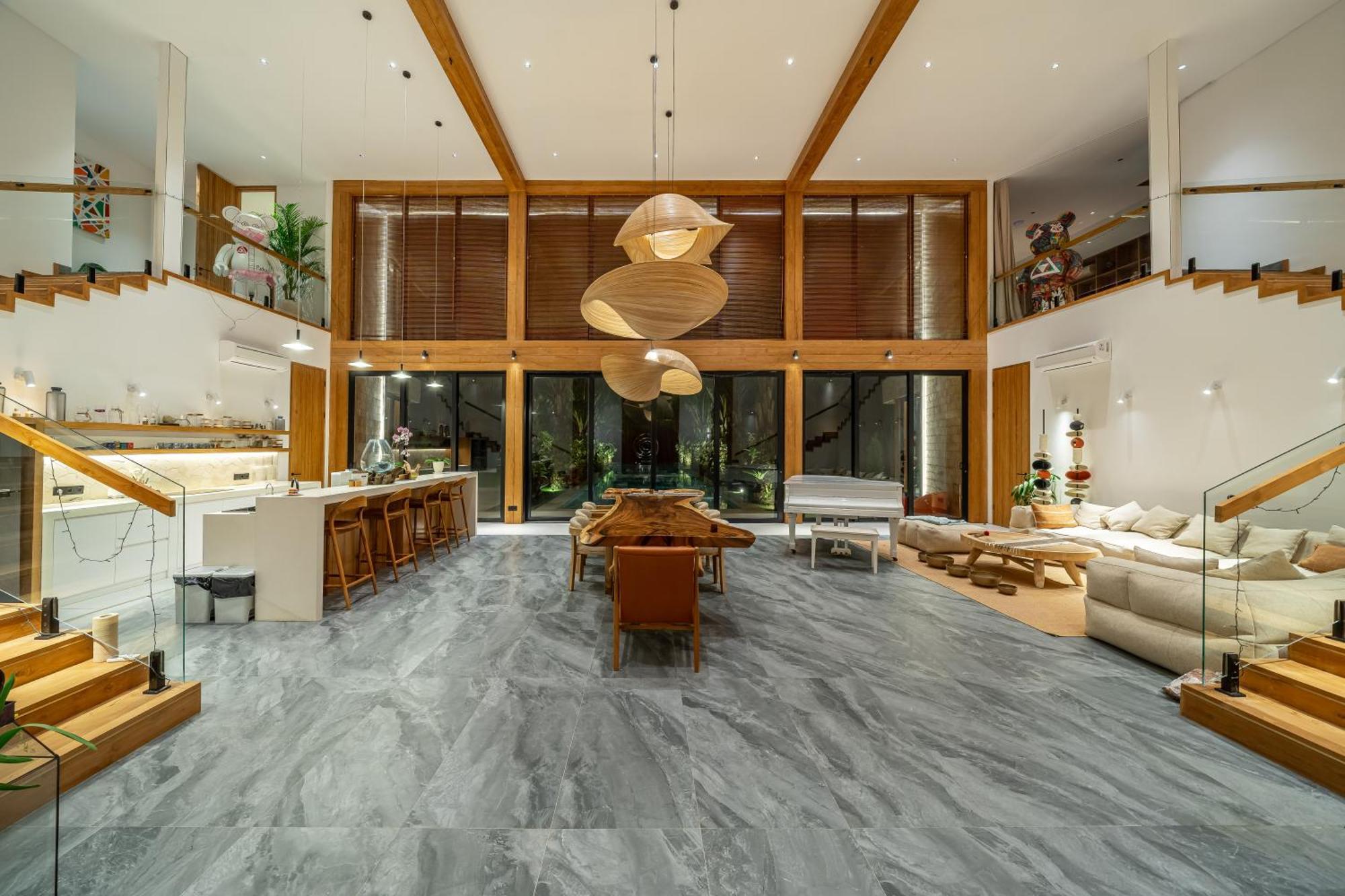 Brand New Private Luxury In Villa *