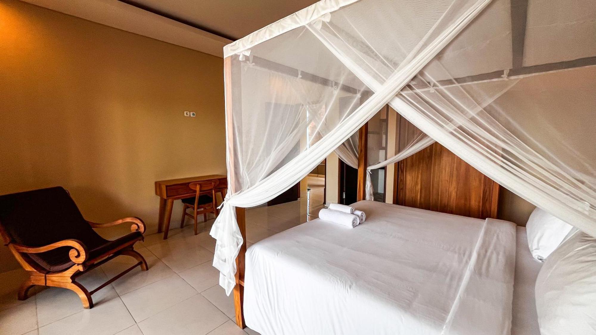 Guest house Wardana *