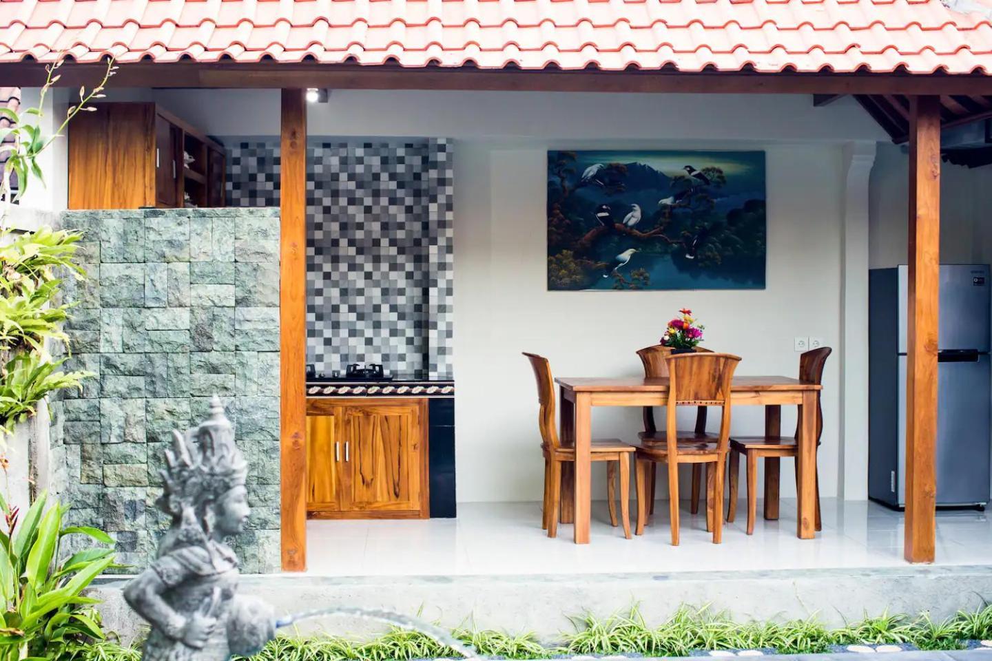 Krisna - Identity And Modern Style
