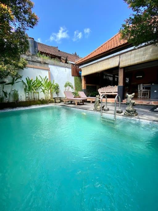 Sampurna Villa *