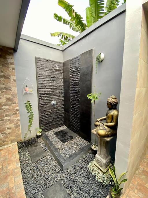 Sampurna Villa *