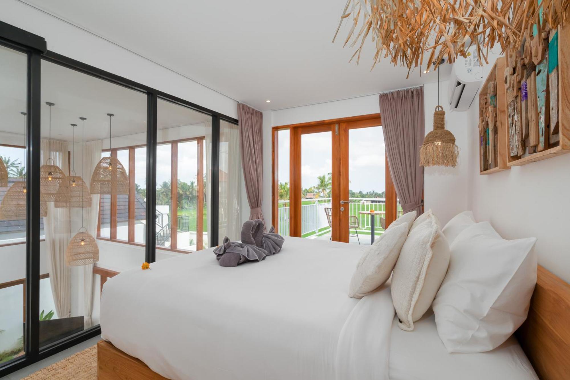 Rumiano 1 - 1 Bedroom Mezzanine Private *