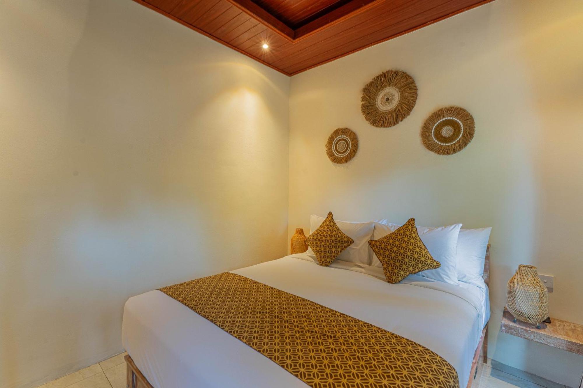 Puri Kurnia Ayu Guest house *
