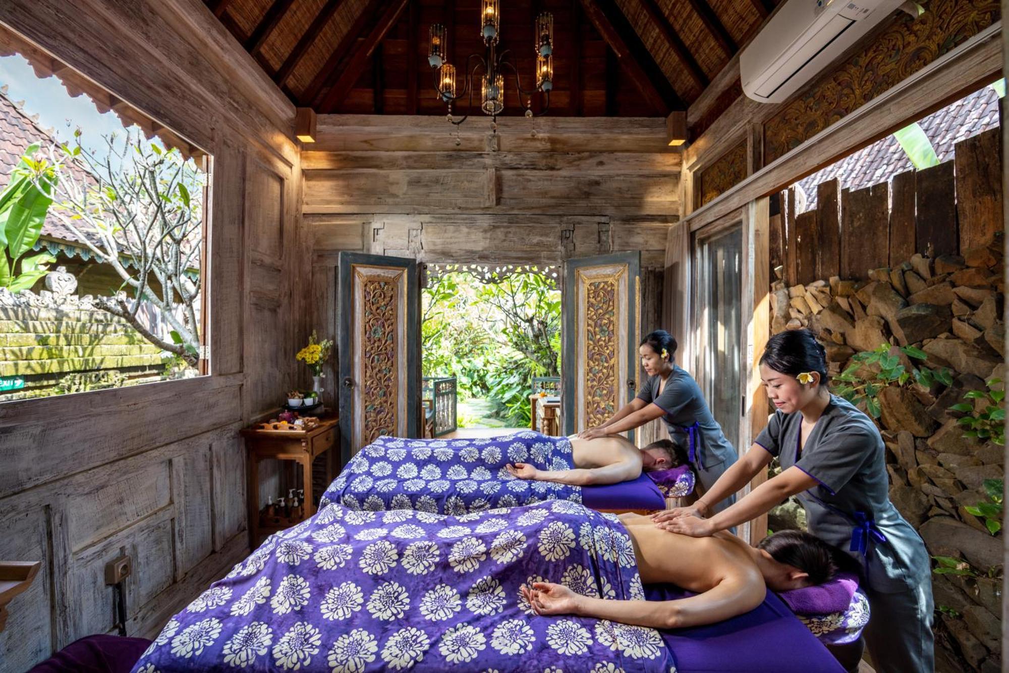 Pramana Watu Kurung Resor 5*