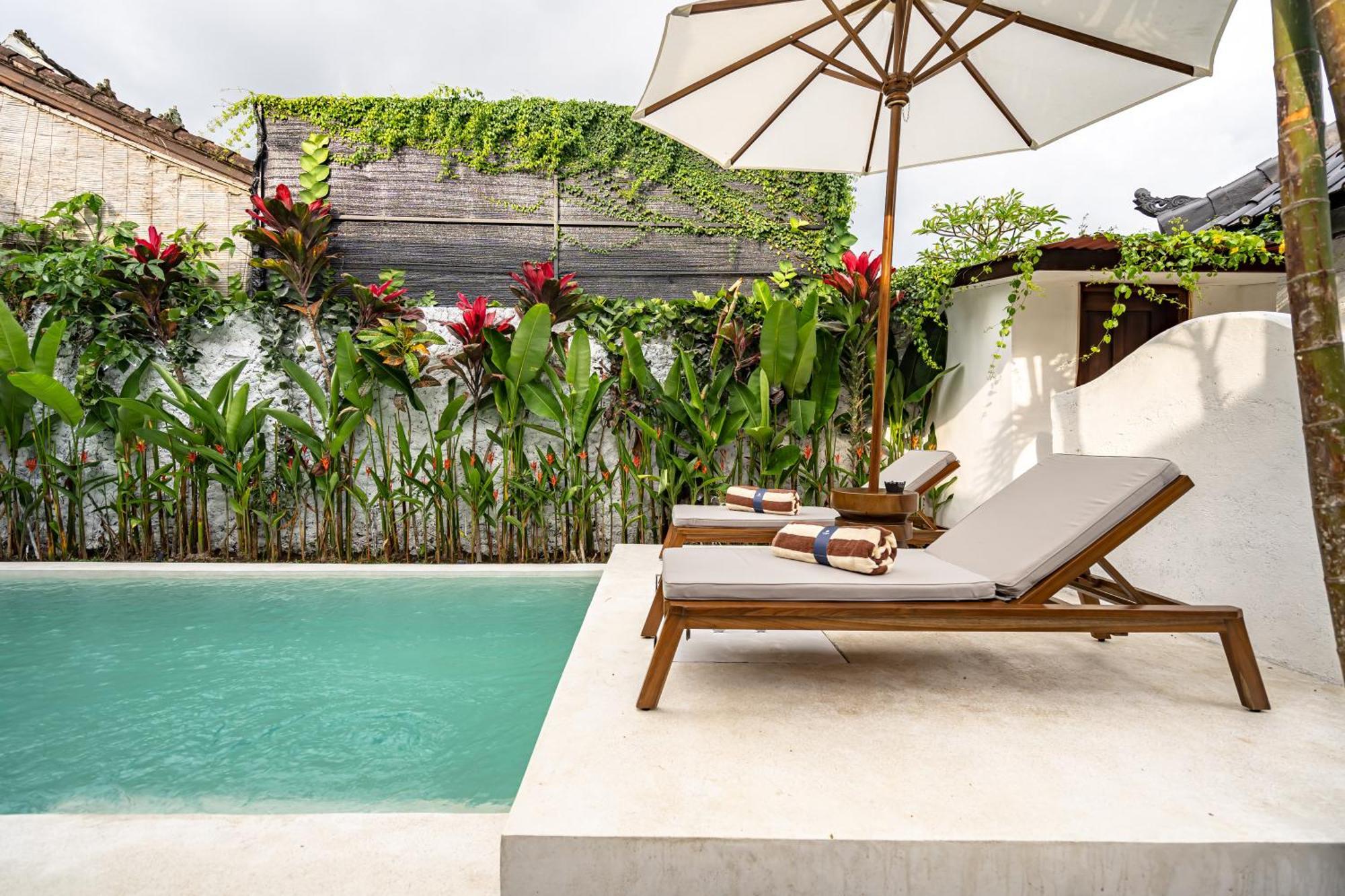 Moonlight Evdekimi - Stylish 2br Escape With Tropical Garden And Pool - Long Extras *