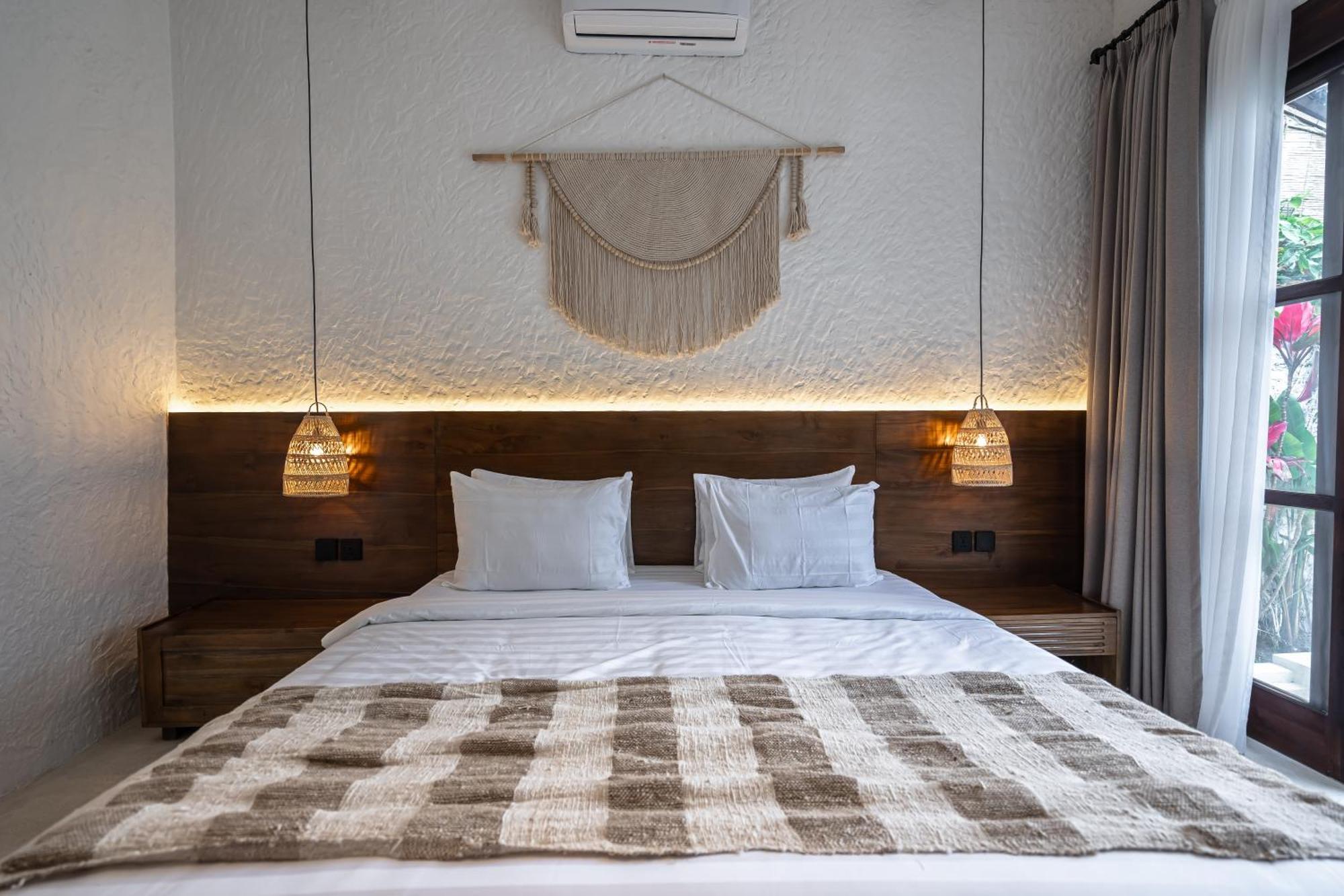 Moonlight Evdekimi - Stylish 2br Escape With Tropical Garden And Pool - Long Extras