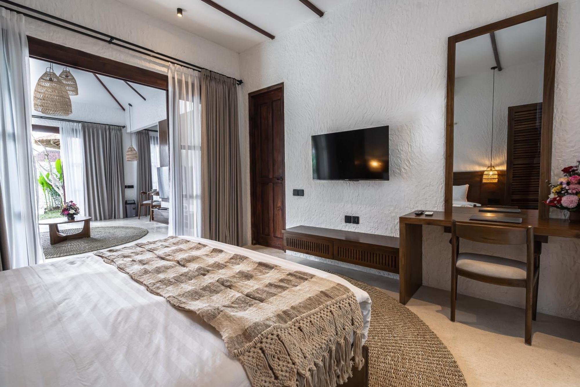 Moonlight Evdekimi - Stylish 2br Escape With Tropical Garden And Pool - Long Extras