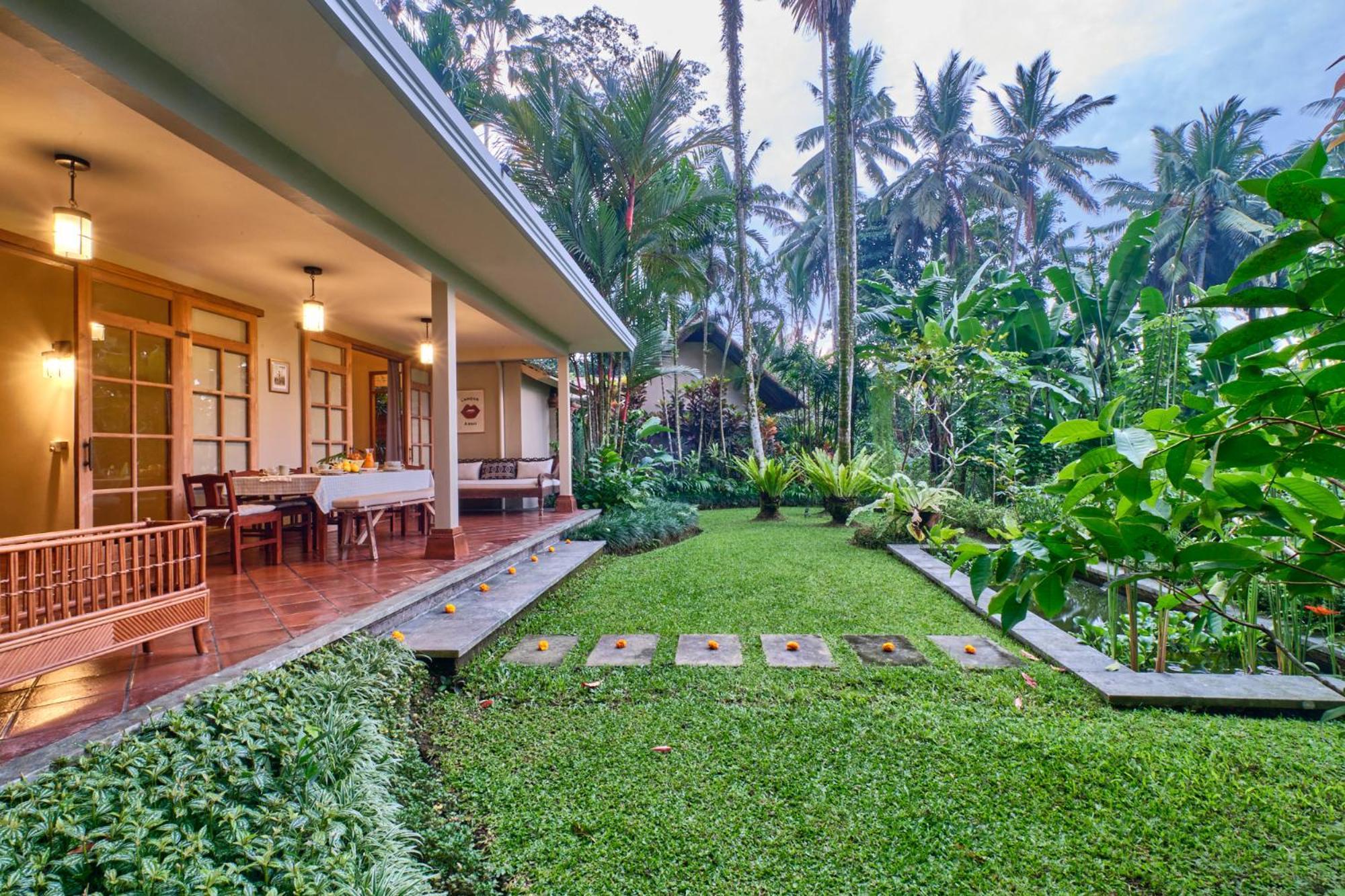 Balinese Antiques Single Level 3br In * Ubud (Bali)