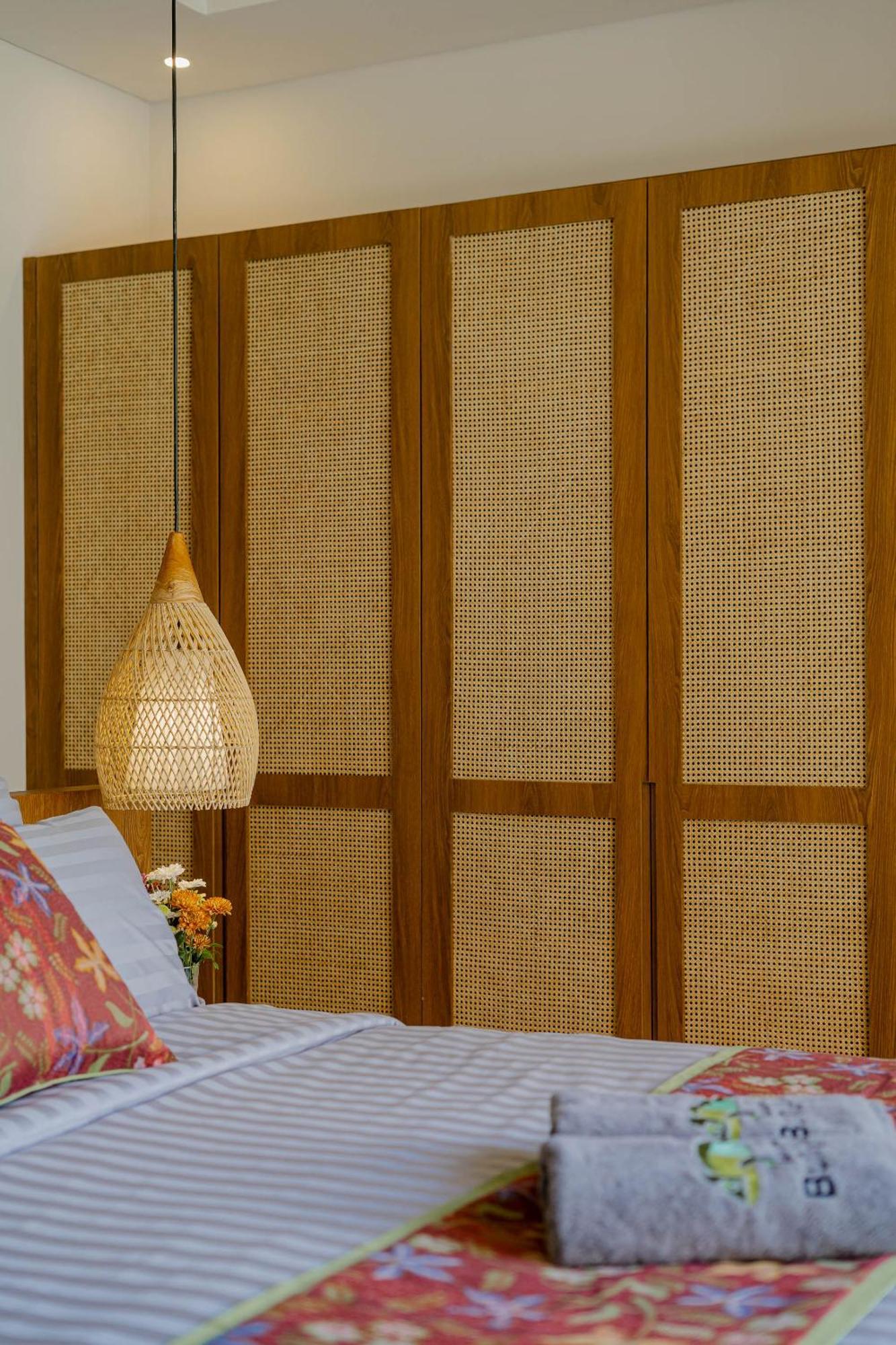 Bunglon Bungalo *