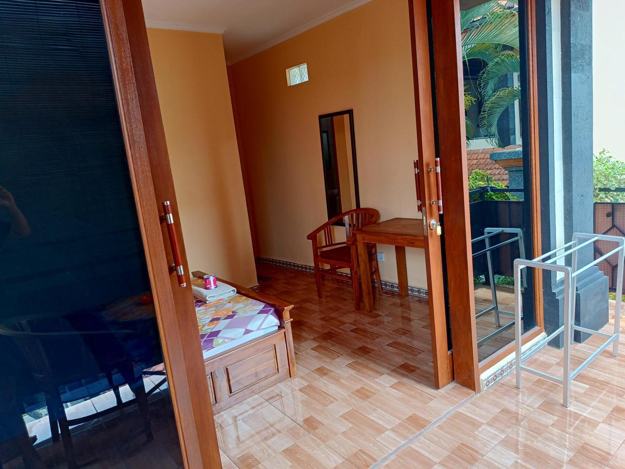 Nyoman House Ubud *