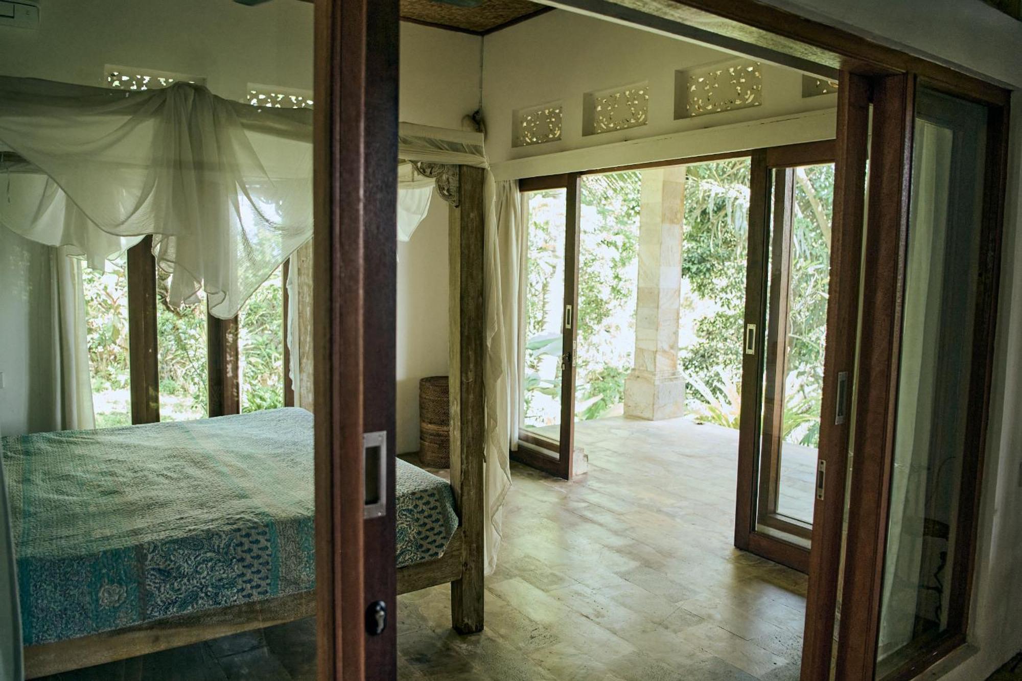 Inn Lembah Sentosa *