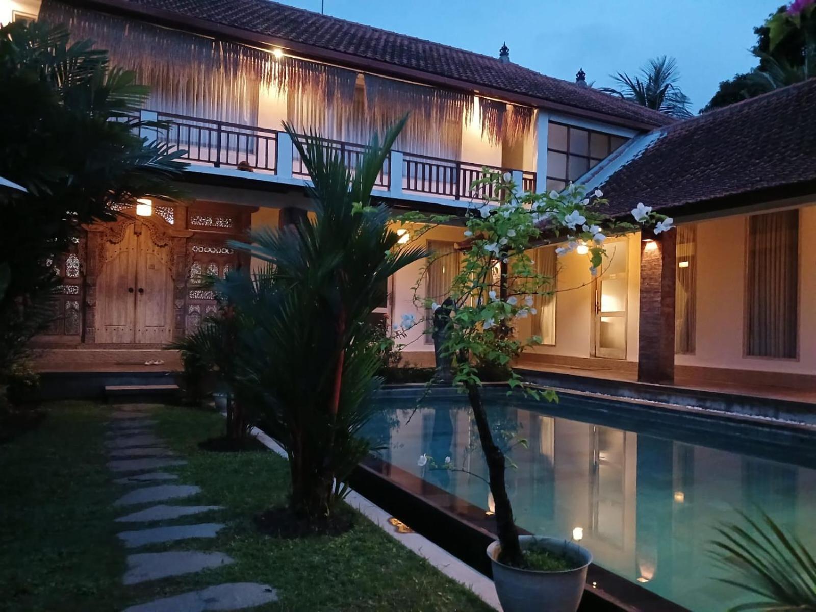 Semaya Homestay *