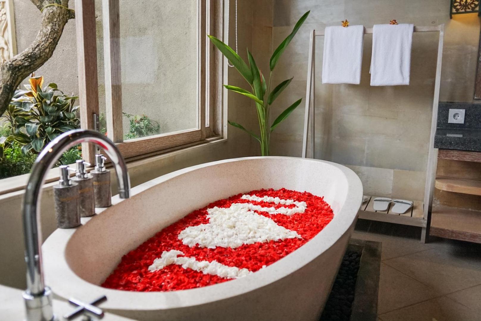 Happy Honeymoon Private Ubud (Bali)