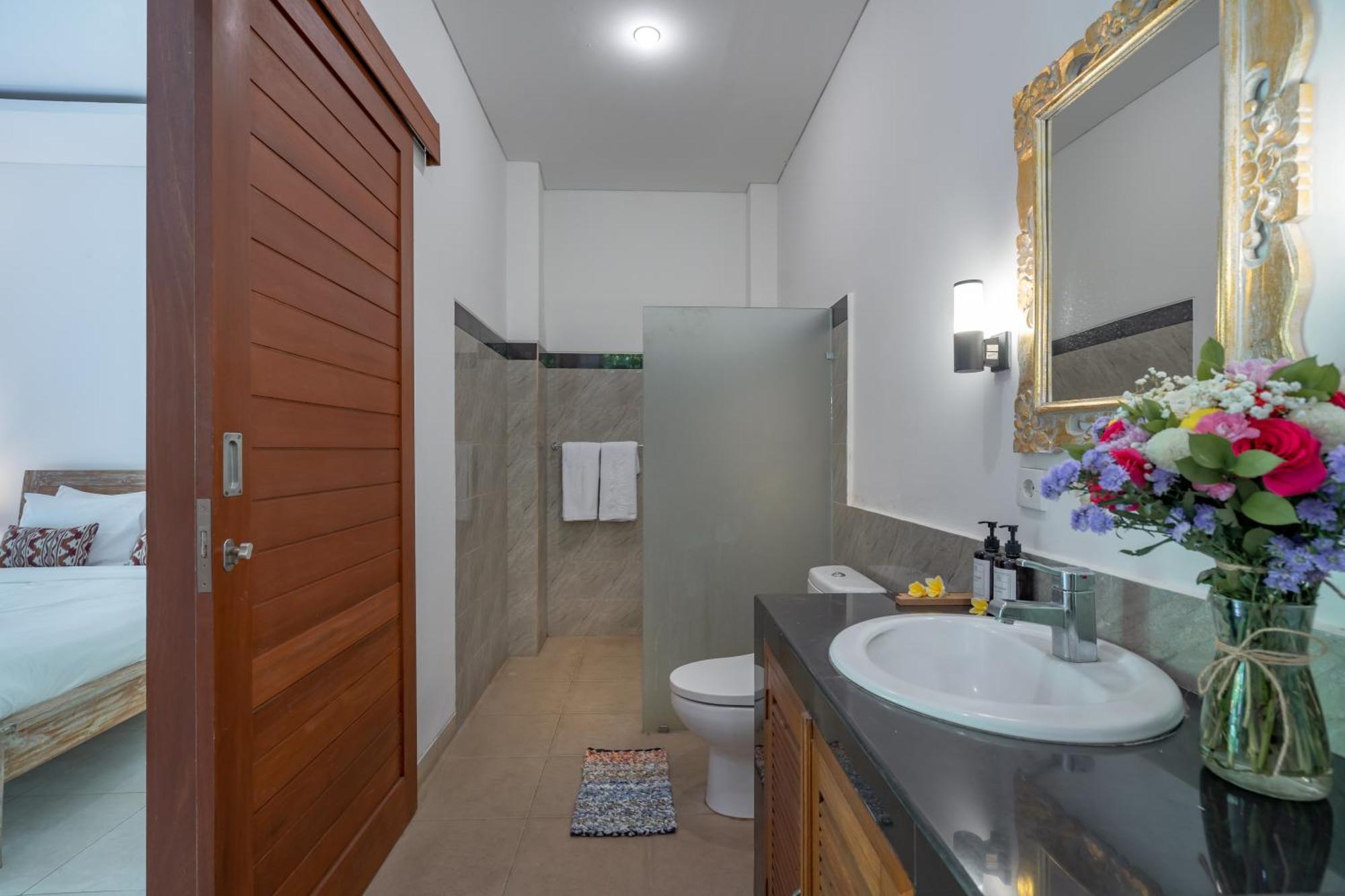 Manas Entire 2 Bedr -- Private Jungle Pool -- 5 Min Villa *