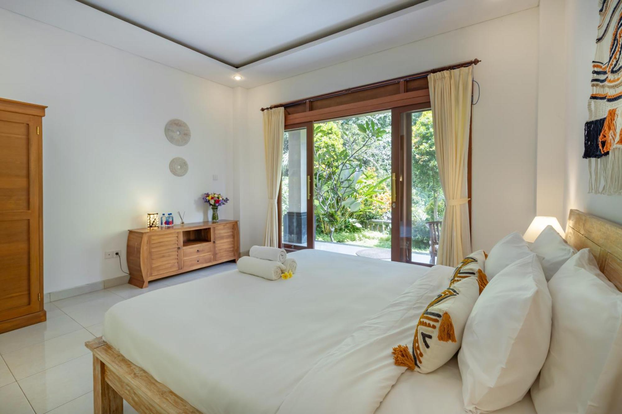 Manas Entire 2 Bedr -- Private Jungle Pool -- 5 Min Villa