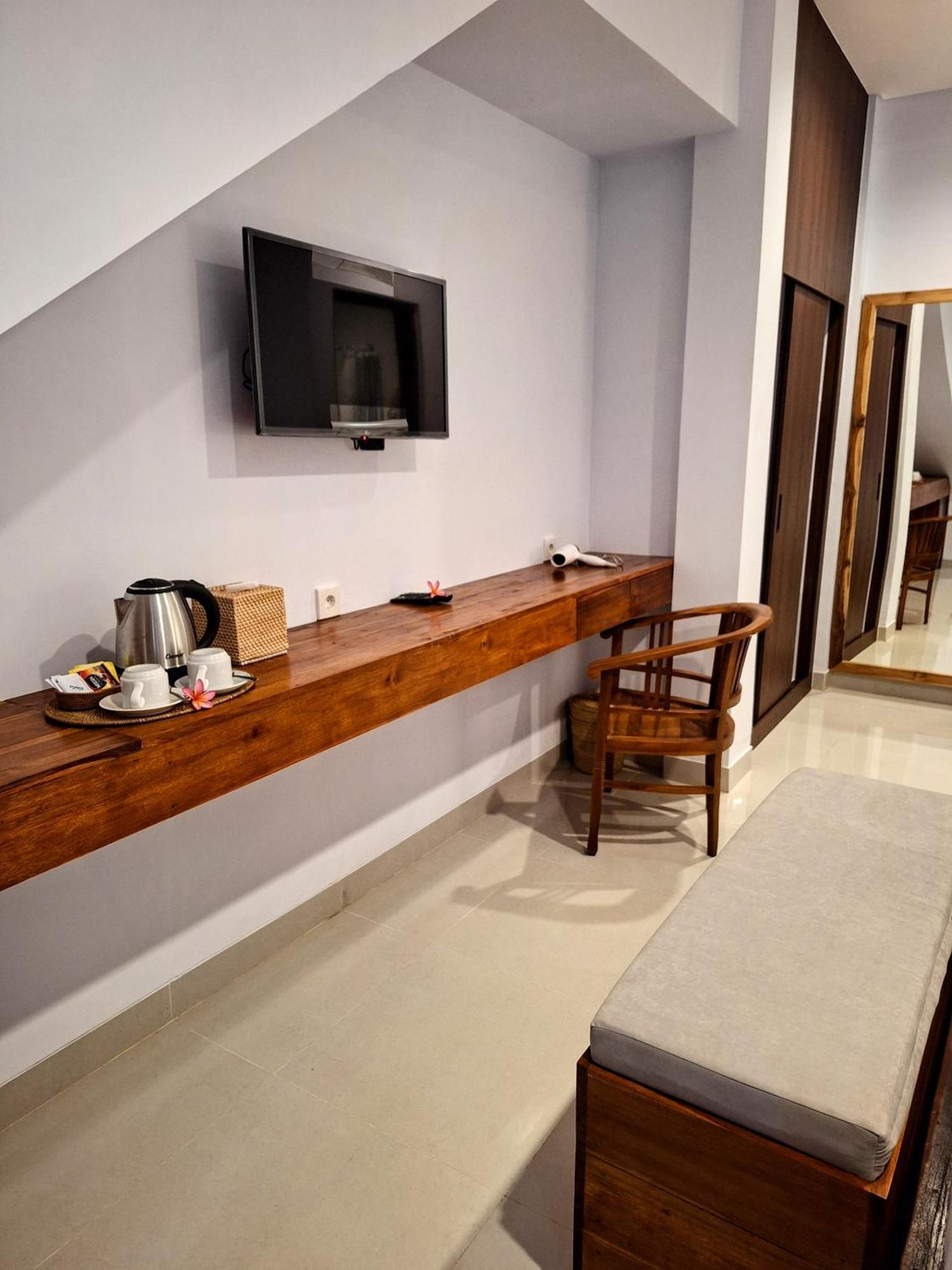Gata Guest house *