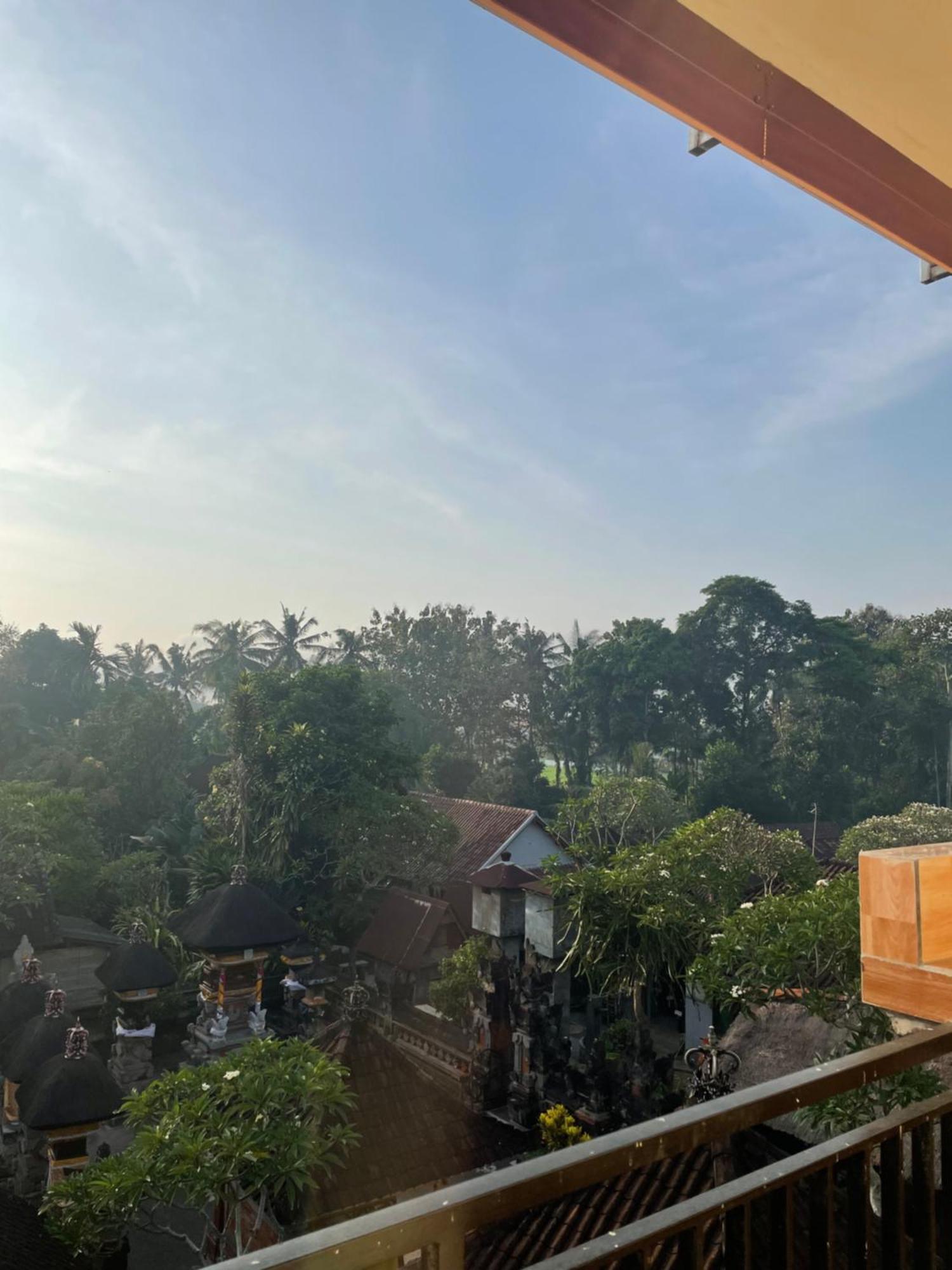 Nuri 47 Rumah tetamu *
