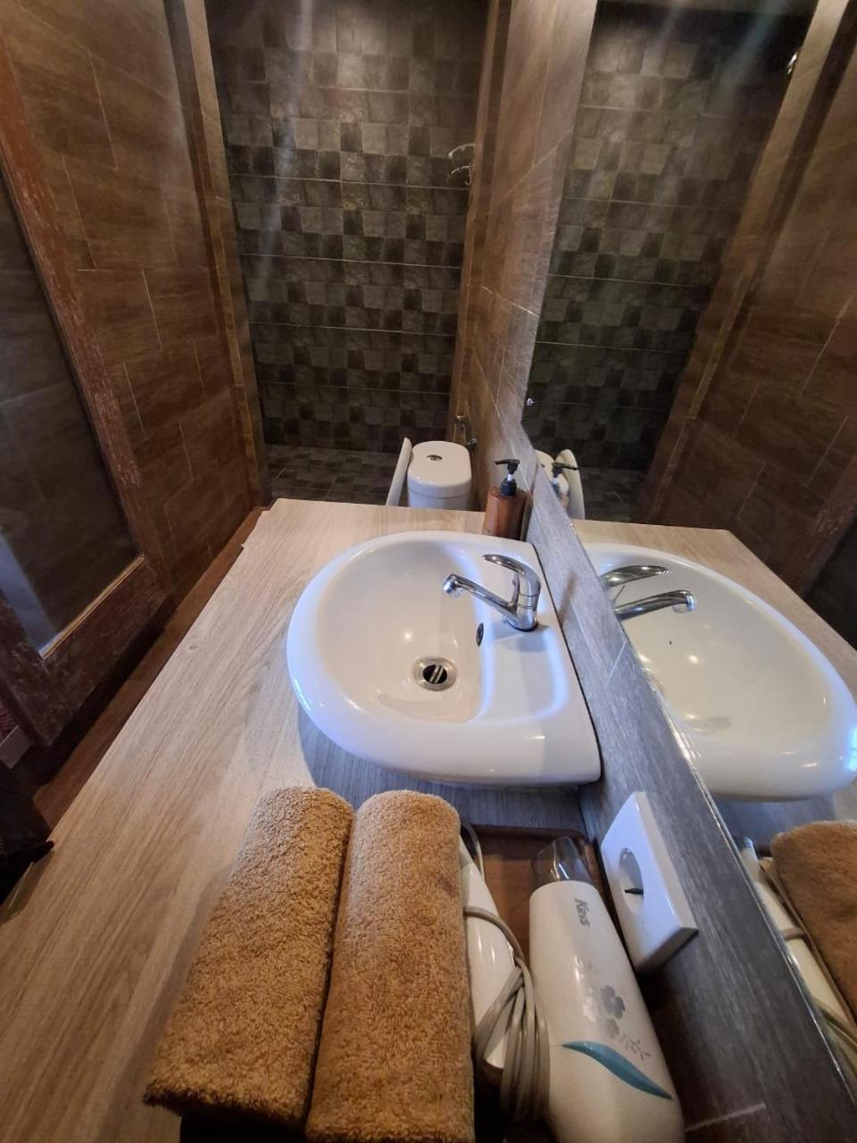 Guest house Nang Ade House