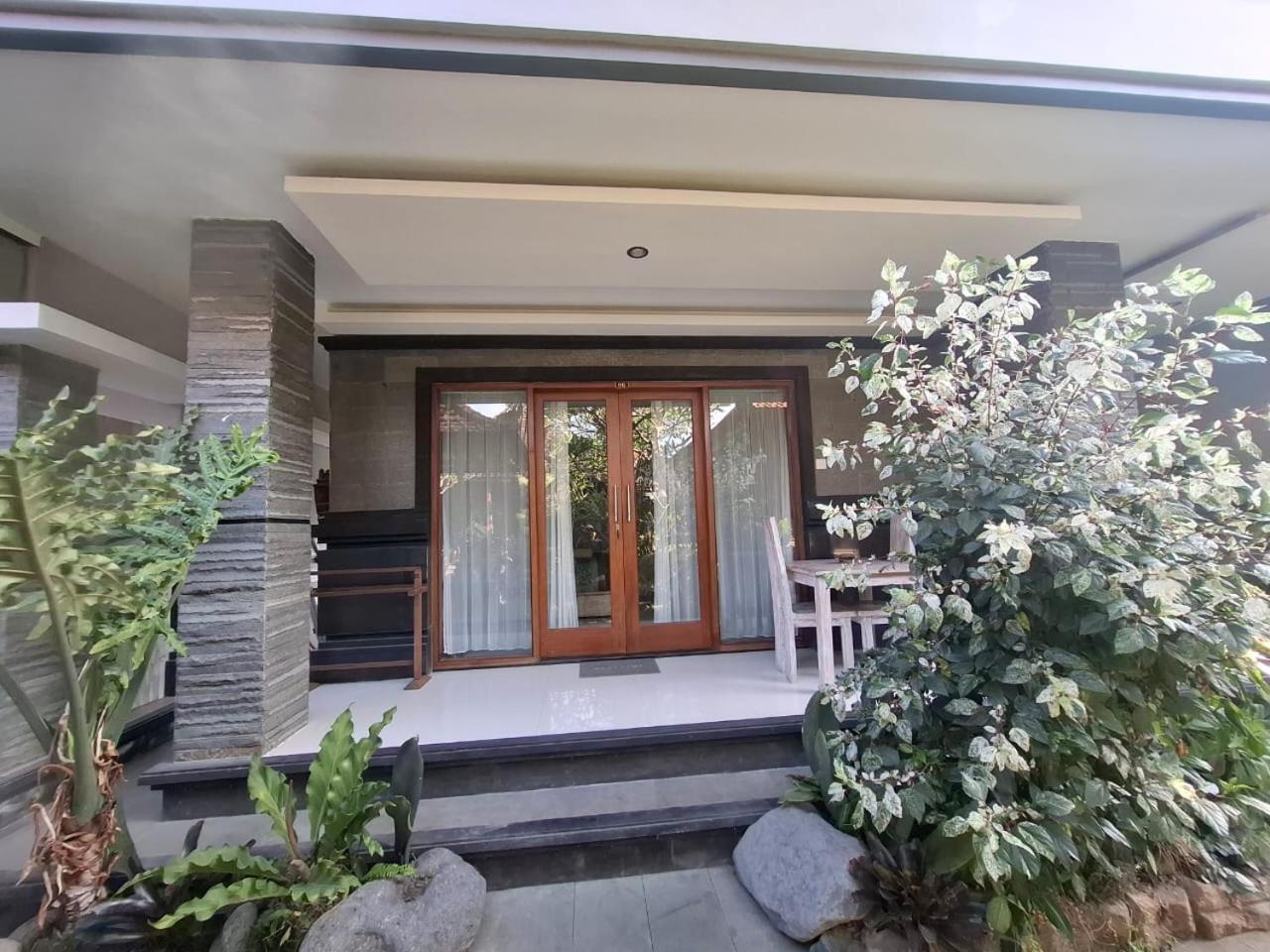 Guest house Nang Ade House 2*