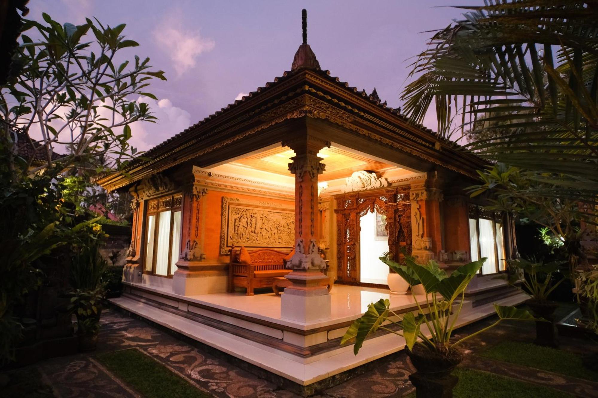 Brata's 2 Bedrooms With Private Kitchen * Ubud (Bali)