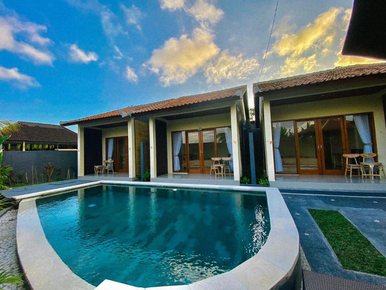 Laiss And * Ubud (Bali)