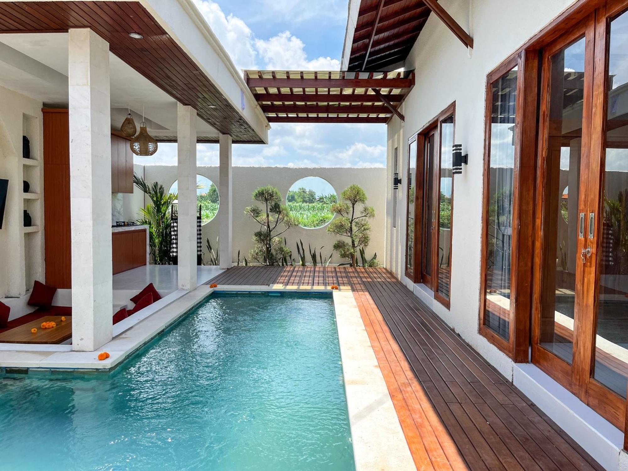 Villa Kelapa *