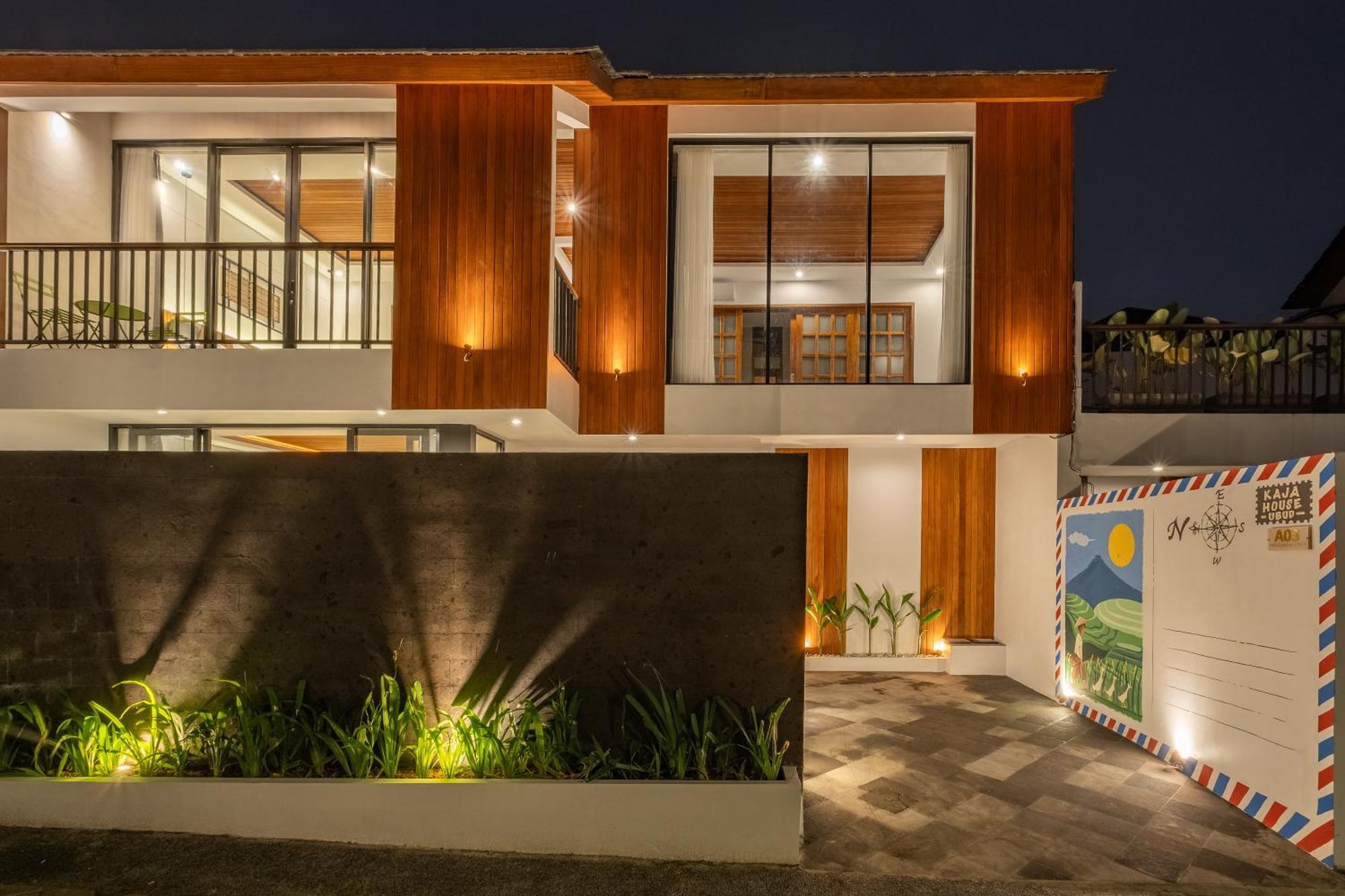Wisma tamu Kaja House *