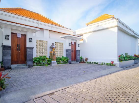 The Nugraha Villa