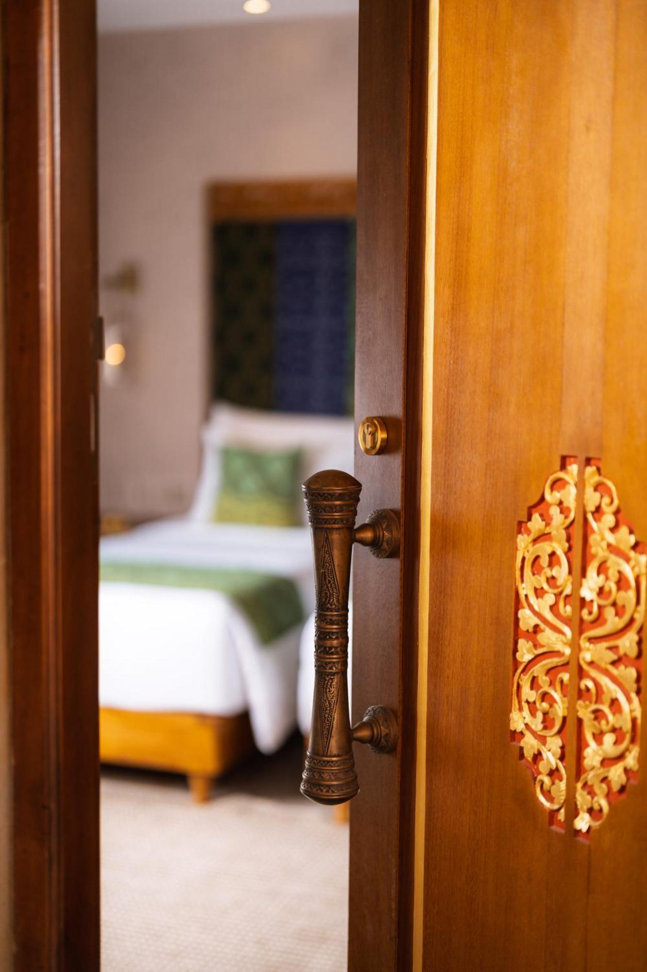 Hotel Puri Kantor Legacy - Heritage Palace 4*