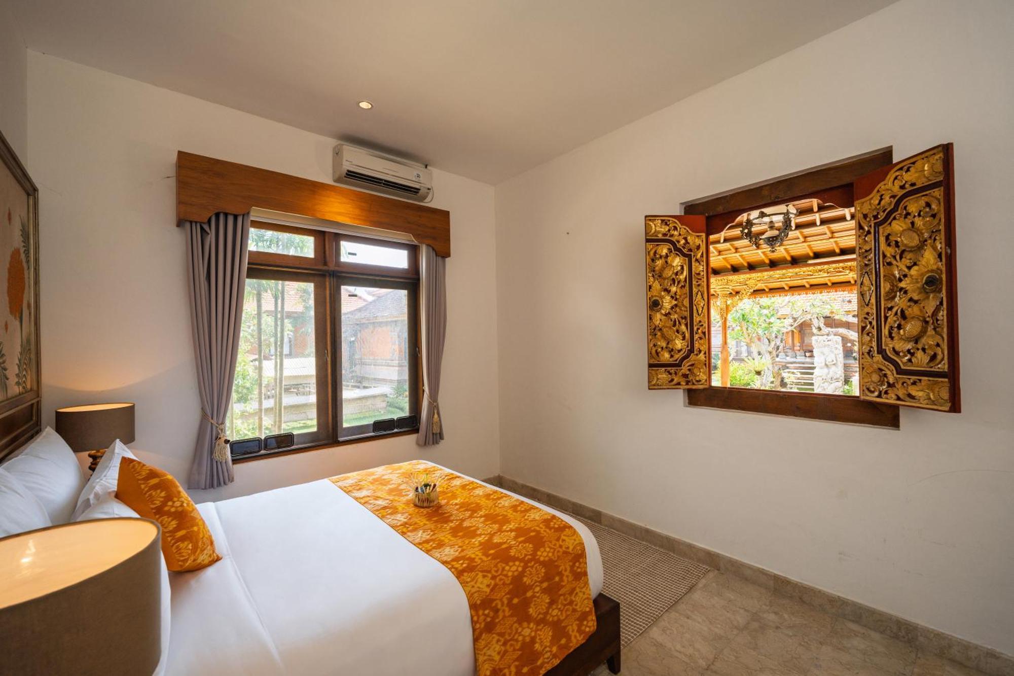 Puri Kantor Legacy - Heritage Palace 4*