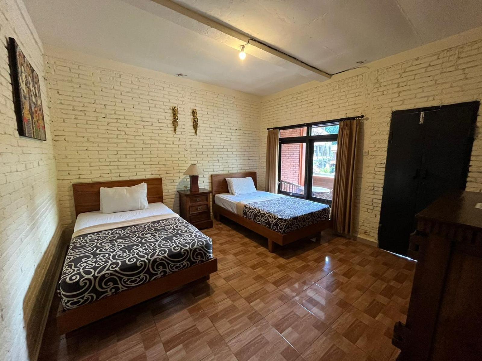 Ariani Guest house *