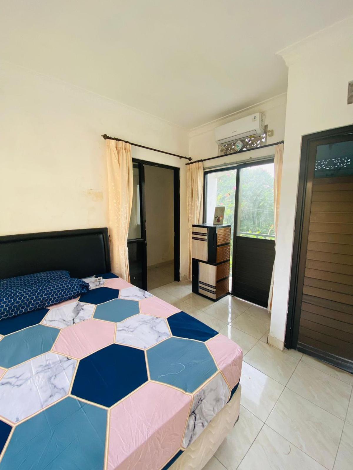 Guest house Breezy *