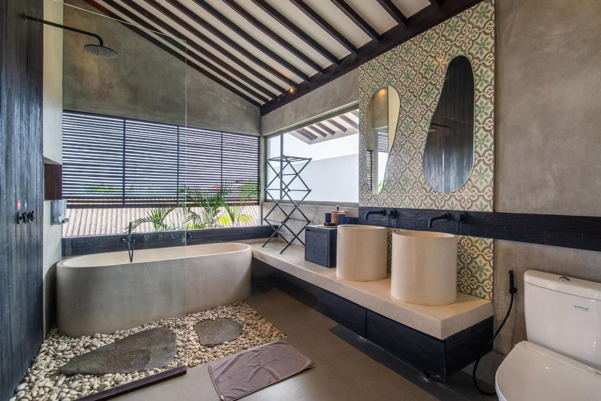 Villa Rooftop Art *
