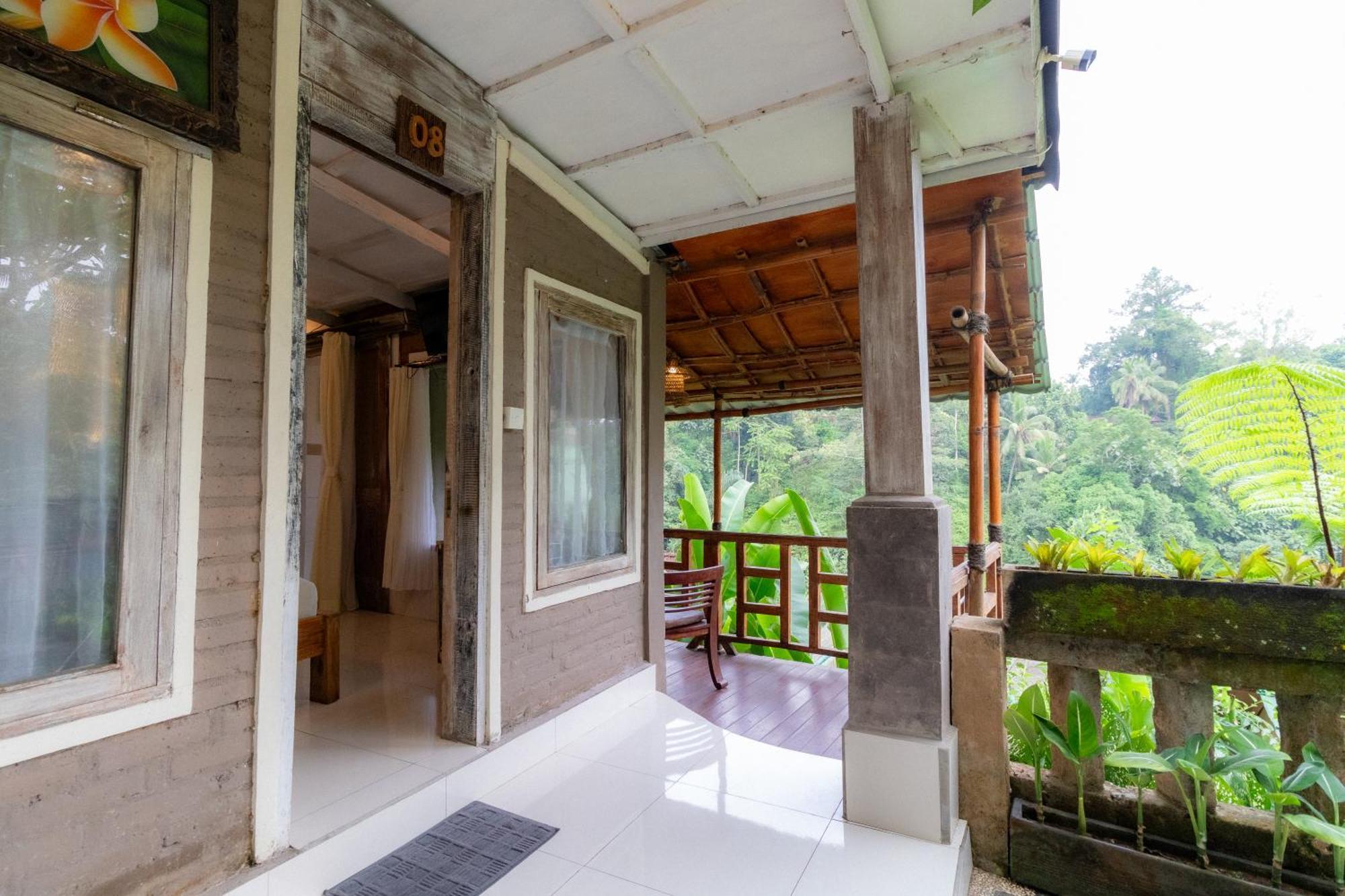 Doni House &
