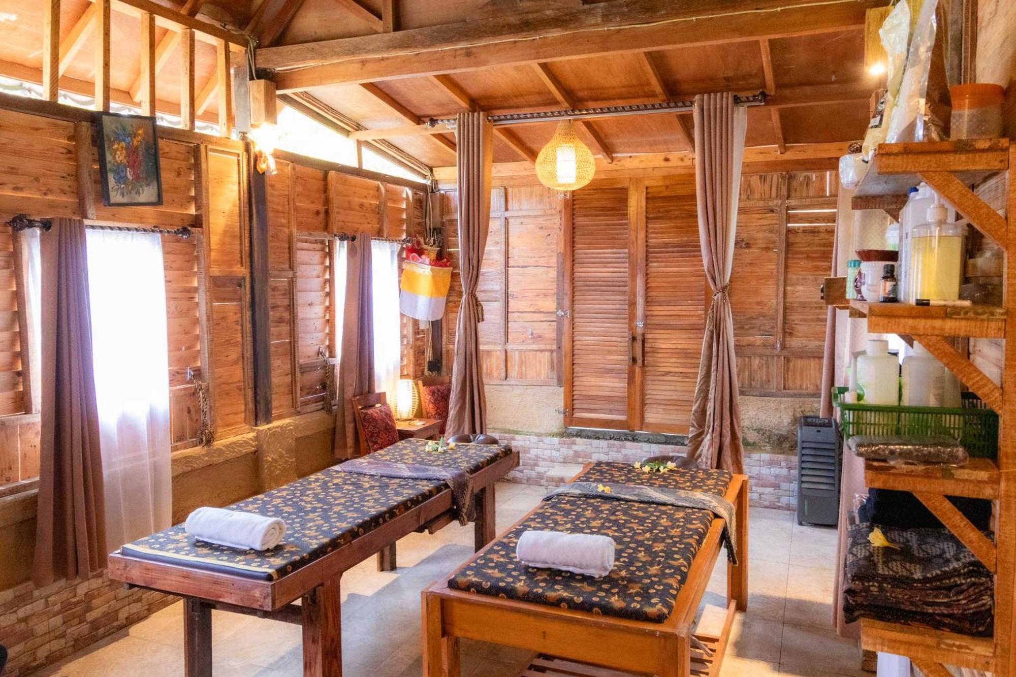Doni House & Ubud