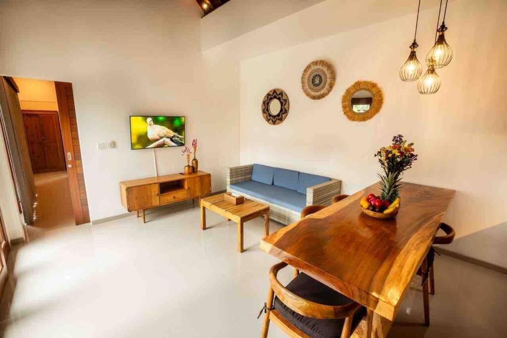 Uma Ayu Garden View Villa *