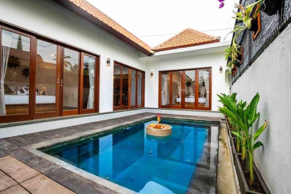 Uma Ayu Garden View Villa